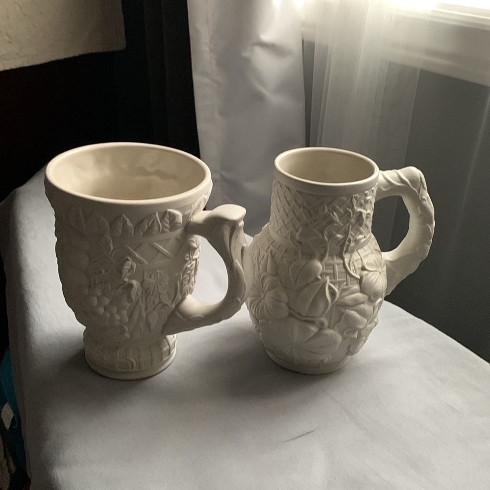 Great pitcher vase made in Brazil 6.75” tall pottery